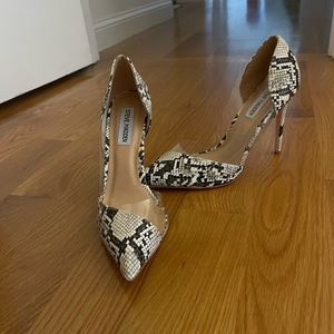 Steve Madden pumps